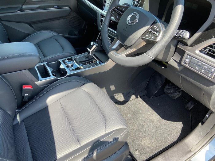 2024 KGM SsangYong Korando Ultimate LTD C300 MY23 Iron Metal