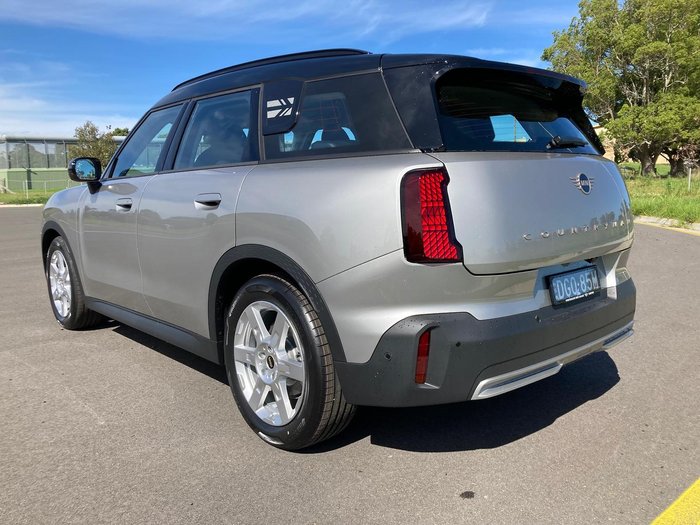 2024 MINI Countryman E Classic