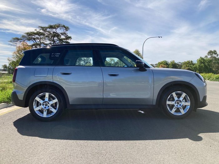 2024 MINI Countryman E Classic