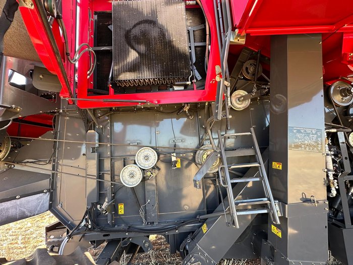 2009 Massey Ferguson 9795