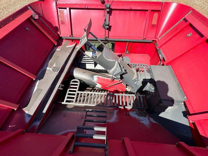 2009 Massey Ferguson 9795
