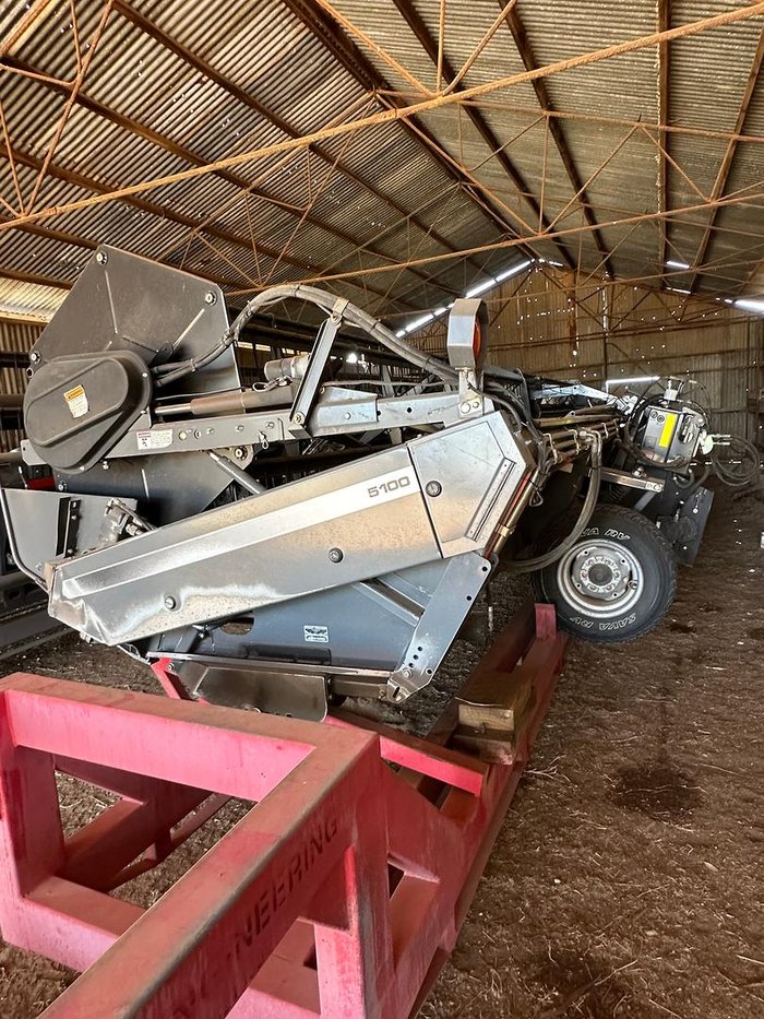 2009 Massey Ferguson 9795