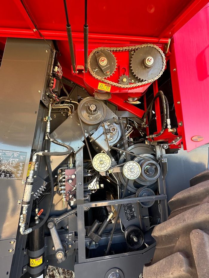 2009 Massey Ferguson 9795