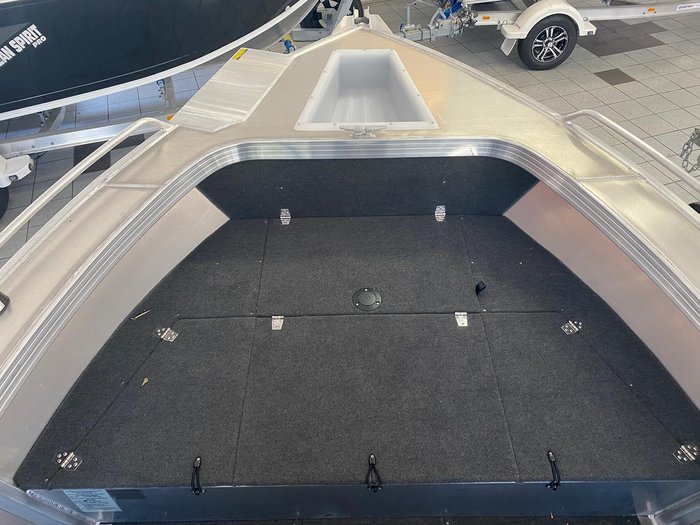 2025 QUINTREX 530 Renegade CC