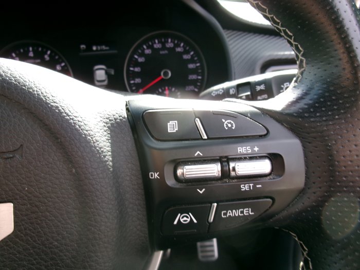 2021 KIA STONIC GT-LINE