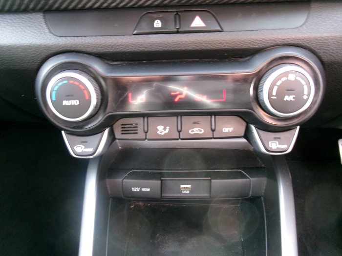 2021 KIA STONIC GT-LINE