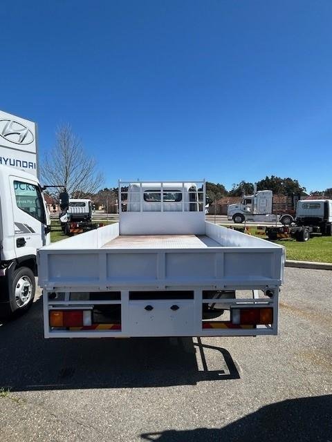 2023 Hyundai Ex4 Steel Tray White