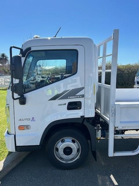 2023 Hyundai Ex4 Steel Tray White