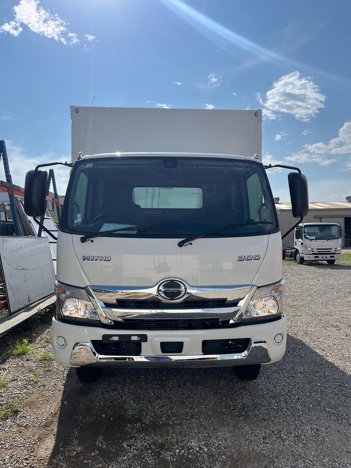 2024 Hino 721 Auto 6 Pallet Curtainsider Ready Now!!! DRIVE AWAY NOW!!! White