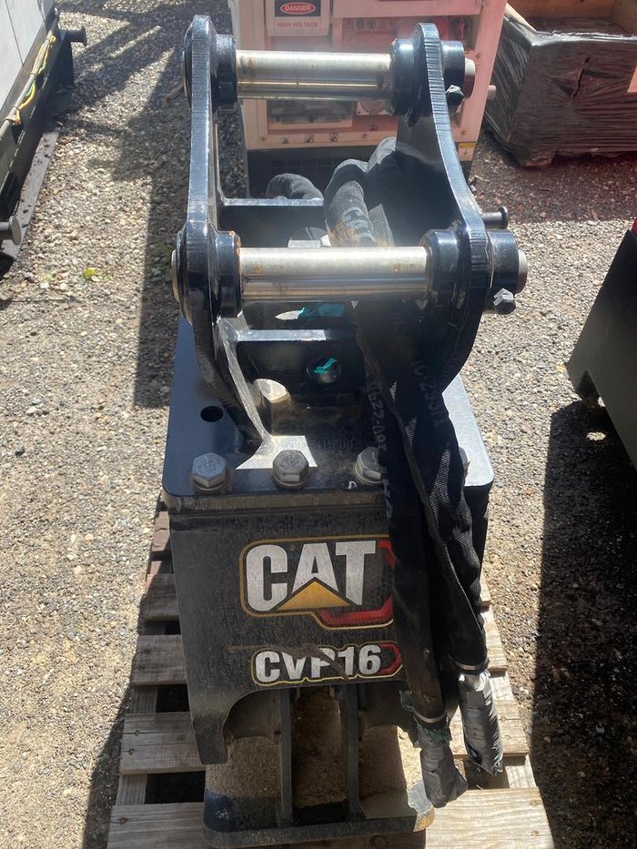 2022 Caterpillar Cvp16 Black