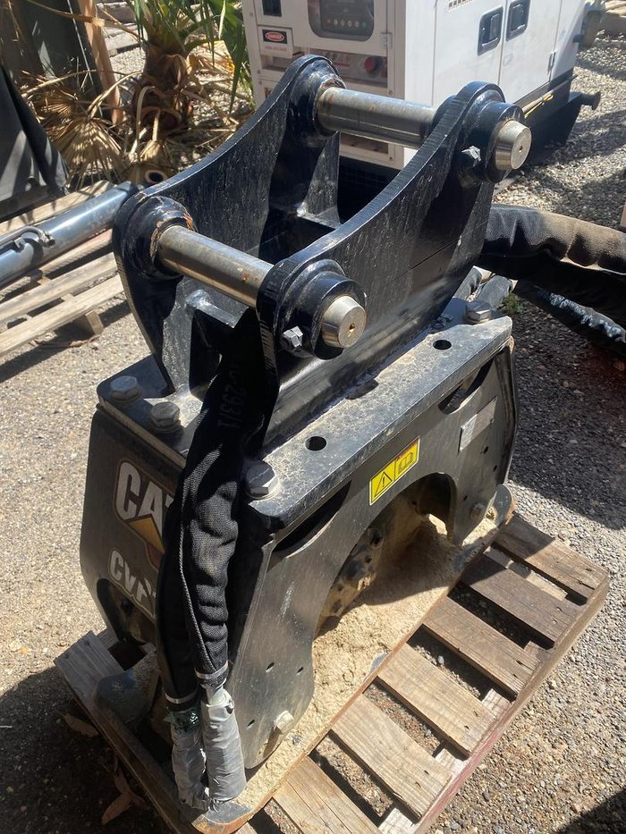 2022 Caterpillar Cvp16 Black