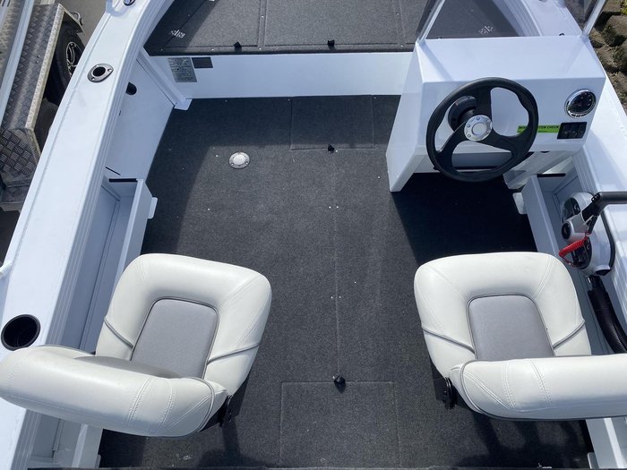 2025 QUINTREX 420 Renegade SC