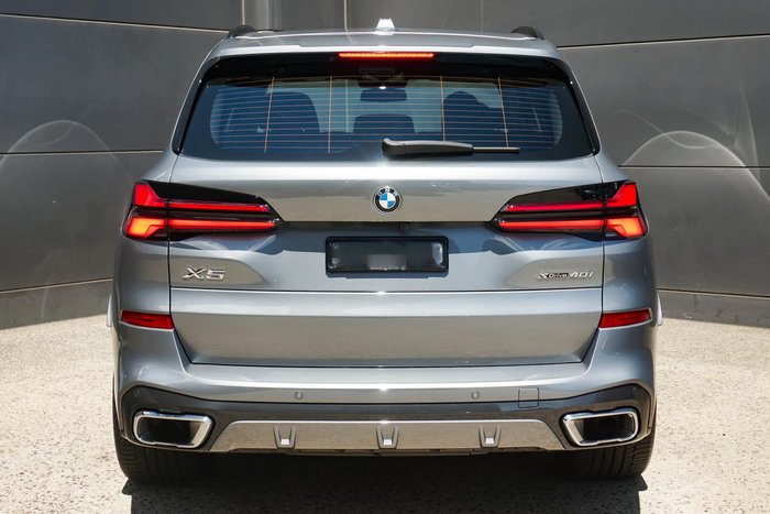 2023 BMW X5 xDrive40i M Sport