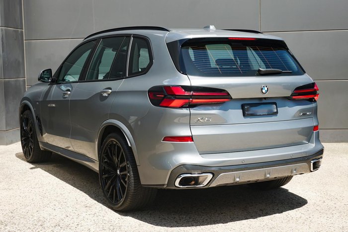 2023 BMW X5 xDrive40i M Sport