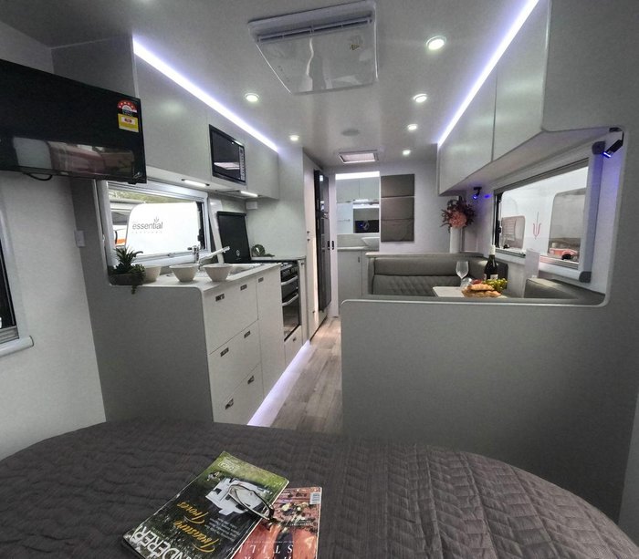 2024 Essential Caravans Highlander V5-2 20'6