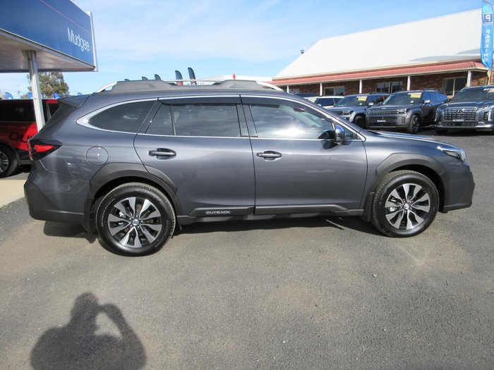 2024 Subaru Outback AWD Touring