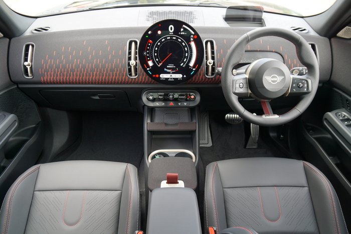 2024 MINI Countryman JCW Favoured