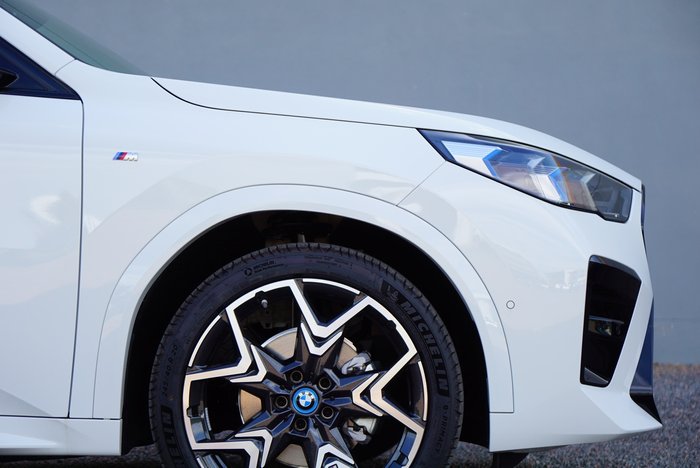 2024 BMW iX2 eDrive20 M Sport