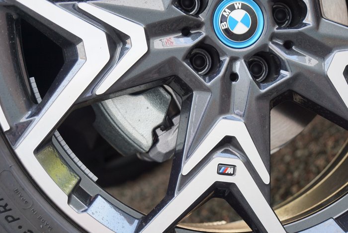 2024 BMW iX2 eDrive20 M Sport