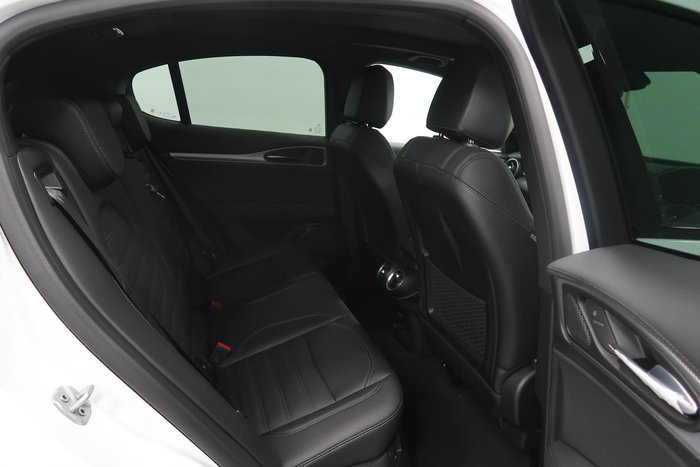 2023 Alfa Romeo Stelvio Veloce