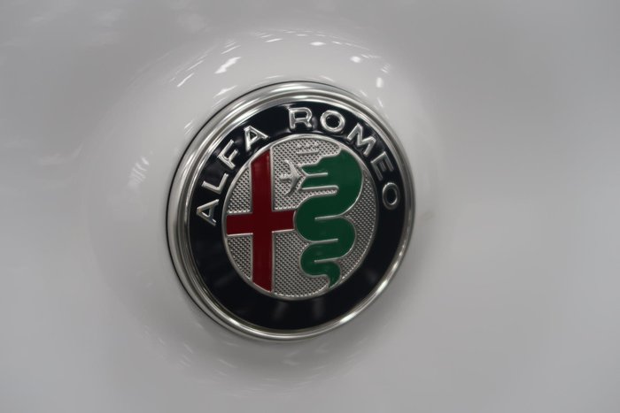 2023 Alfa Romeo Stelvio Veloce
