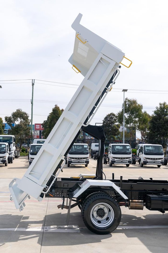 2024 Fuso Canter 815 Wide Tipper White