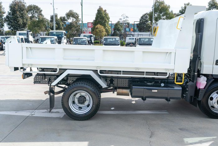 2024 Fuso Canter 815 Wide Tipper White