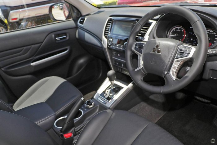 2023 Mitsubishi Triton Xtreme