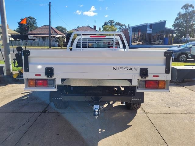 2024 NISSAN D23 SL NAVARA 4X4 2.3 DSL AUTO SC CC SL SOLID WHITE