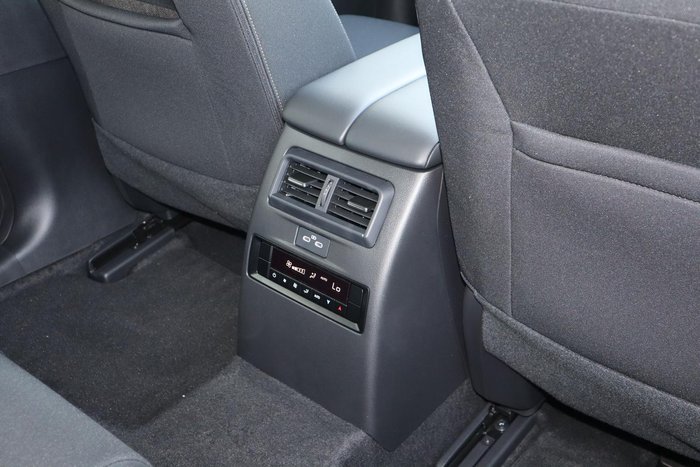 2024 Mazda CX-80 G40e Pure