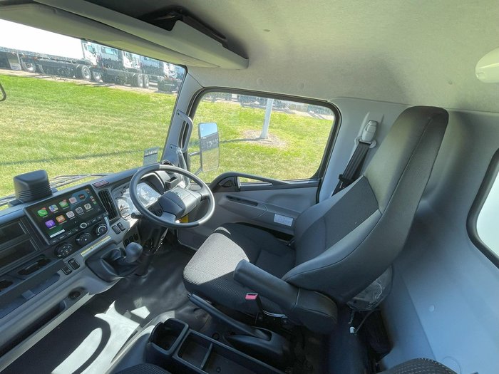 2025 Fuso Canter 815 Tipper White