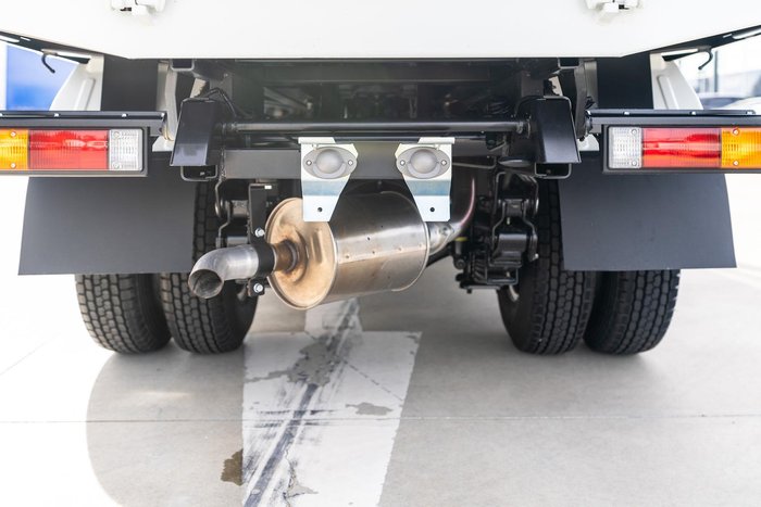 2024 Fuso Canter 615 615 Tipper White