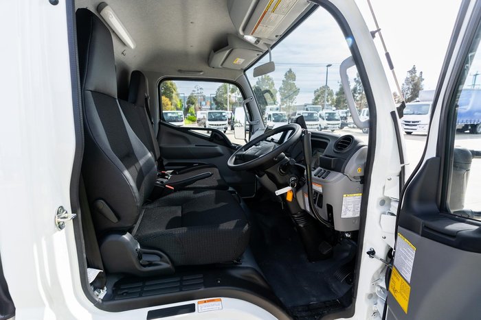 2024 Fuso Canter 615 615 Tipper White