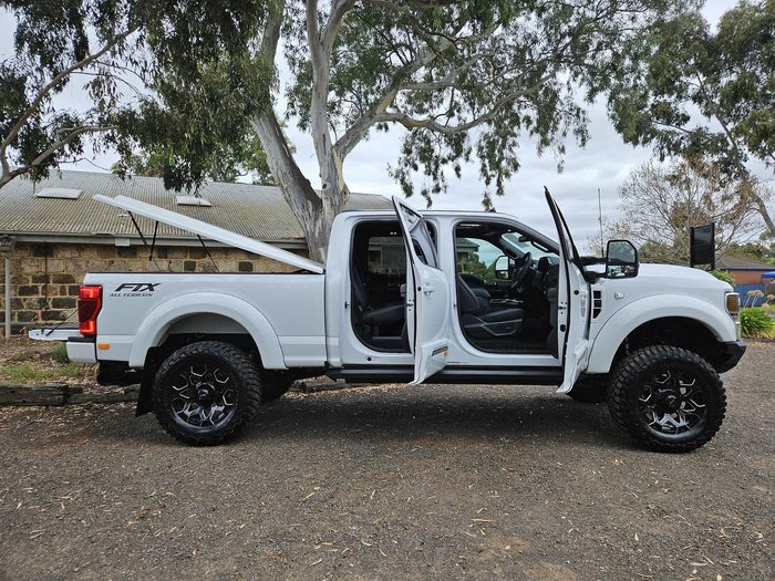 2022 Ford F250 Tuscany FTX