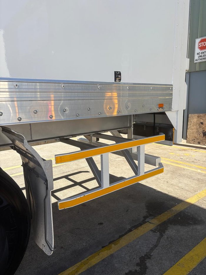 2016 Vawdrey St3 Od 24 Pallet Dry Van 4.3M