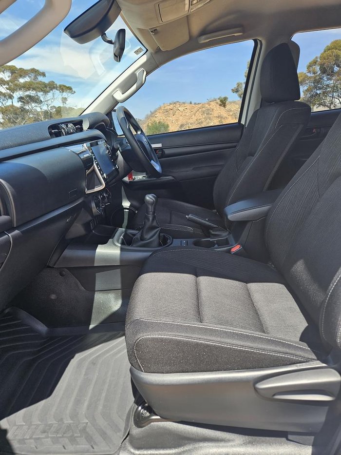 2022 Toyota Hilux SR Hi-Rider
