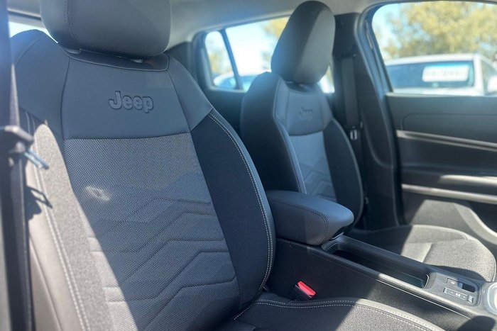 2024 Jeep Avenger Limited