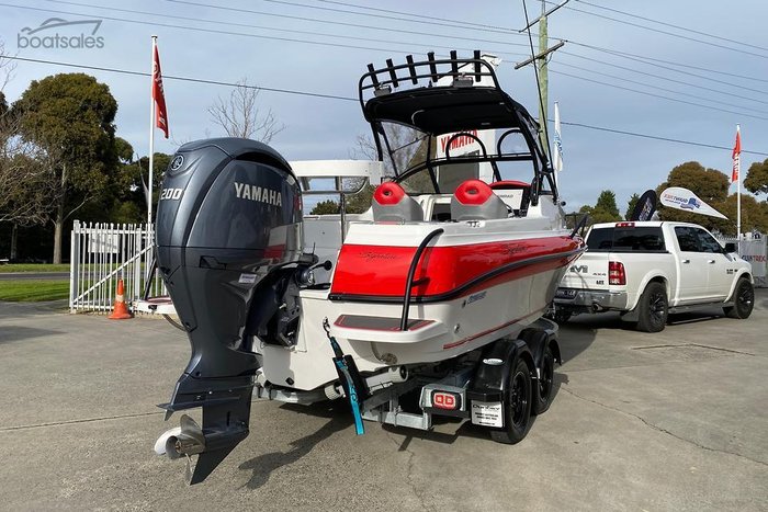 2025 Haines Signature 640F