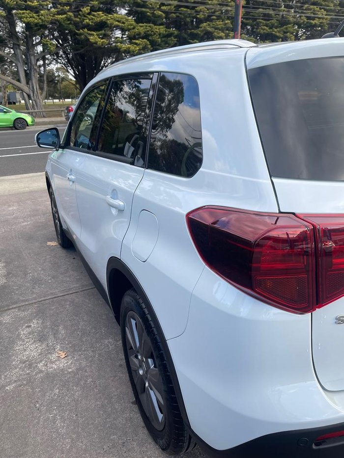 2024 Suzuki Vitara Turbo LY Series II Cool White