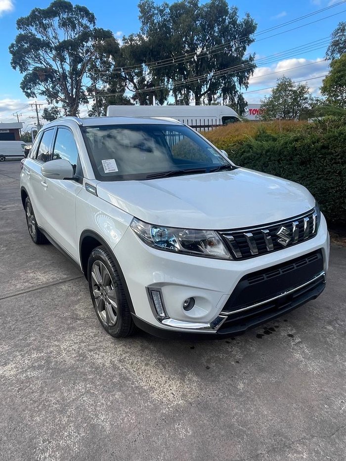 2024 Suzuki Vitara Turbo LY Series II Cool White