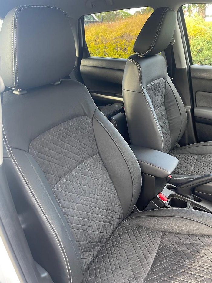 2024 Suzuki Vitara Turbo LY Series II Cool White