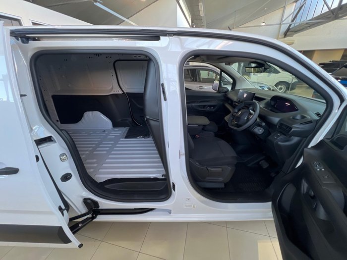 2024 Peugeot Partner Pro