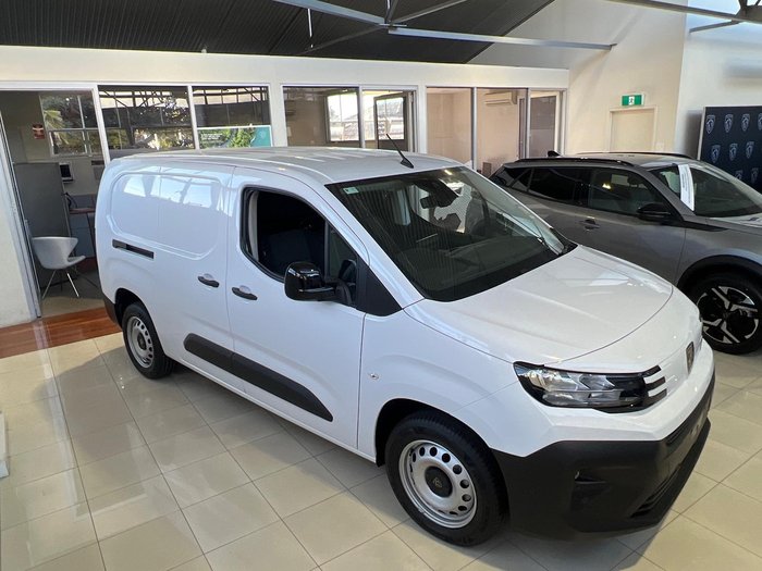 2024 Peugeot Partner Pro