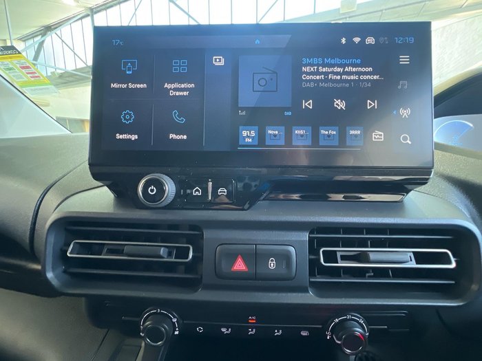 2024 Peugeot Partner Pro