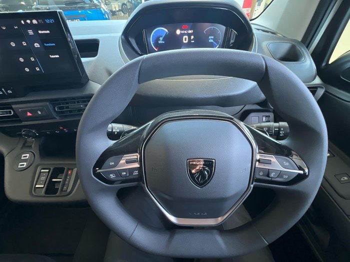 2024 Peugeot Partner Pro