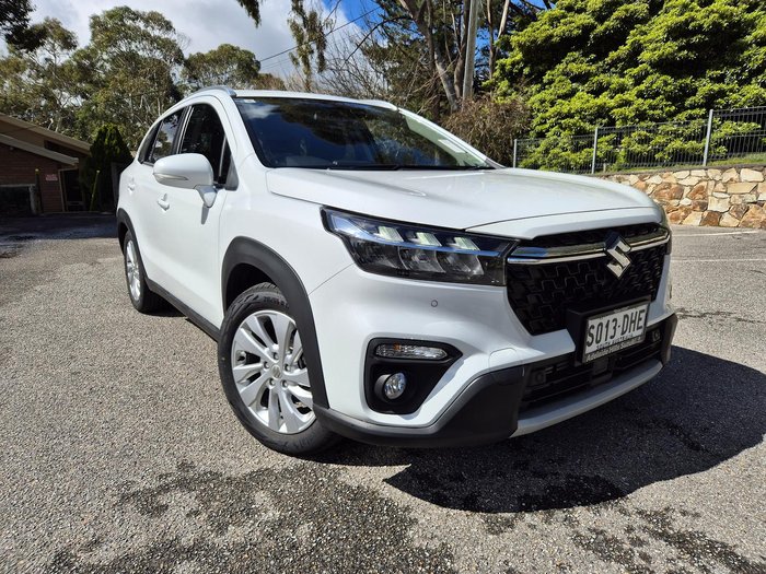 2024 Suzuki S-Cross 