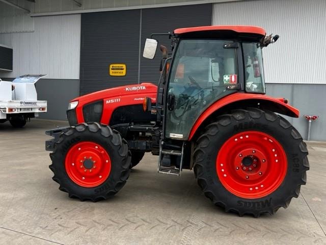 2019 Kubota M5111dhc-Ds