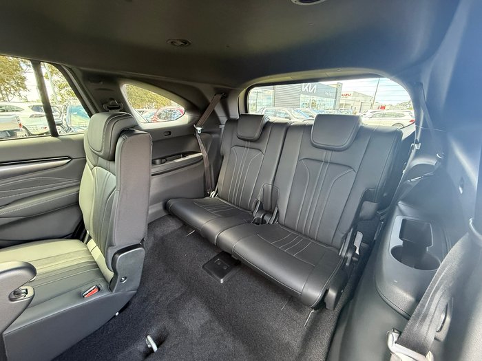 2025 Isuzu MU-X LS-T