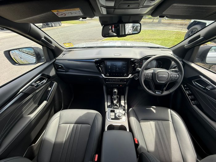 2025 Isuzu MU-X LS-T