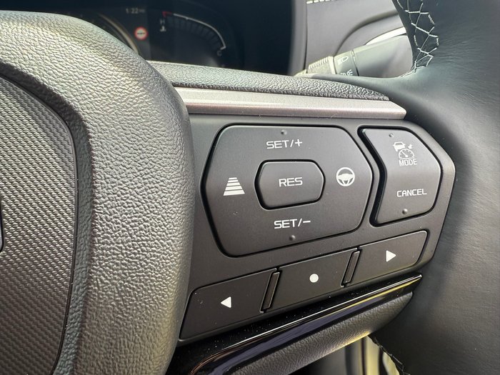 2025 Isuzu MU-X LS-T